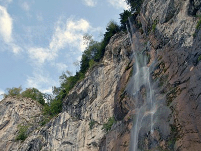 Skakavac waterfall 